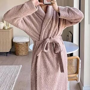 Barefoot Dreams Womens cream CozyChic Adult Bath Robe size 2